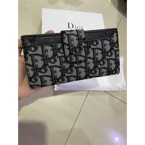 dompet dior.